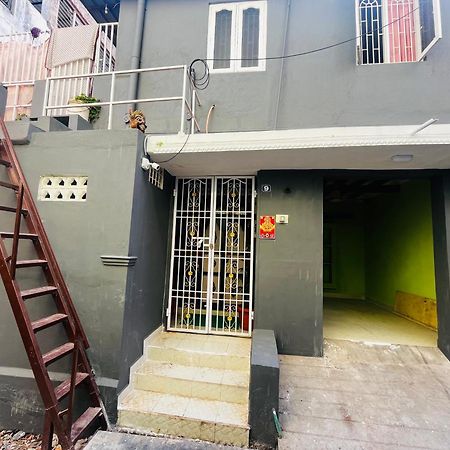 Hostel Kuruku Santhu Colive Pondicherry Ngoại thất bức ảnh