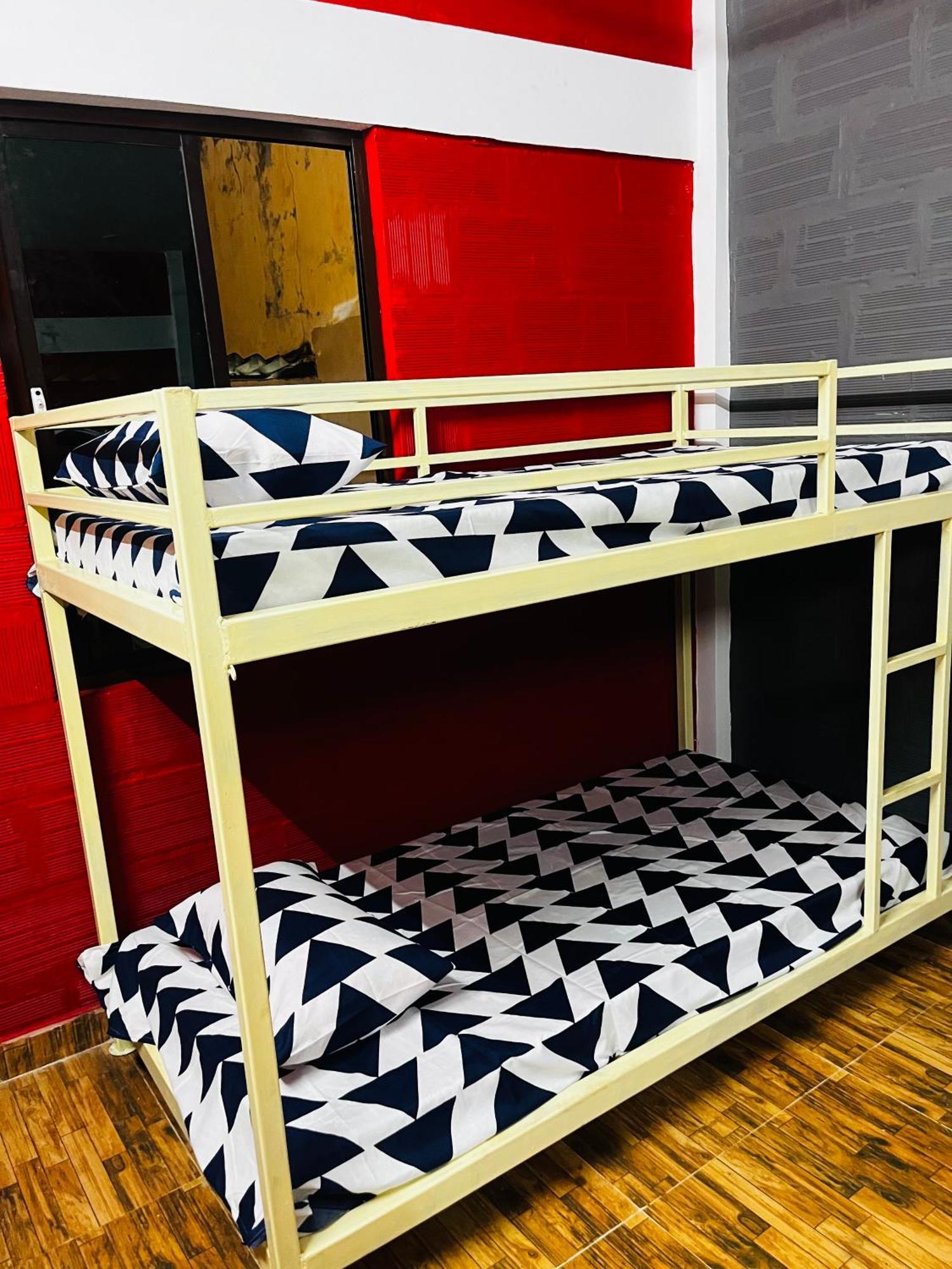 Hostel Kuruku Santhu Colive Pondicherry Ngoại thất bức ảnh