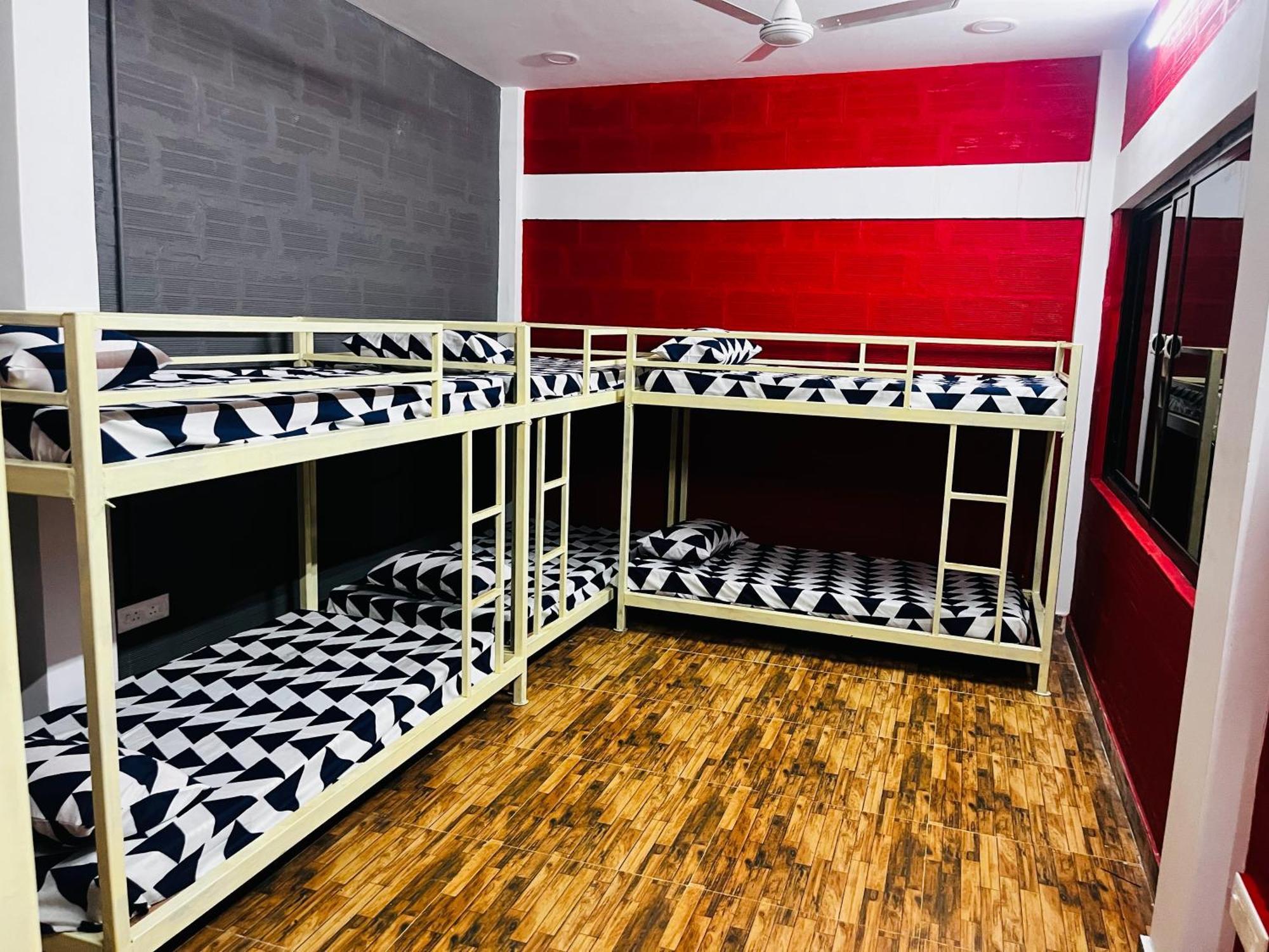 Hostel Kuruku Santhu Colive Pondicherry Ngoại thất bức ảnh